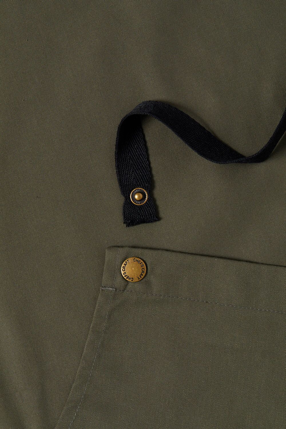 CA031-NCC-BleachBib-3777